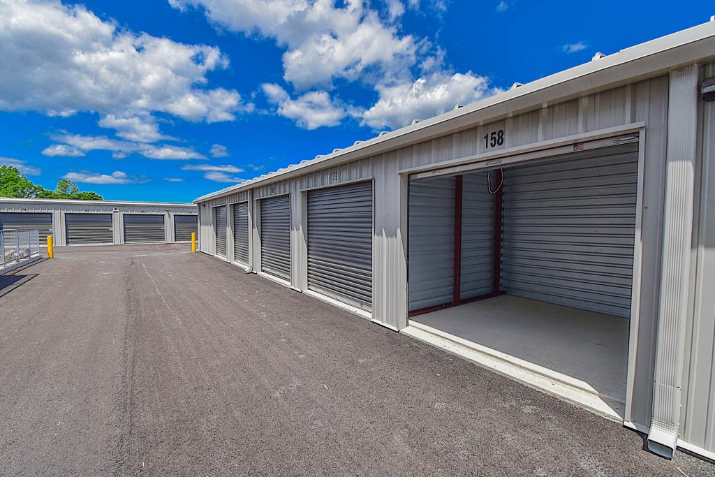 How to Choose Best Self Storage Units Near Me | The Total Group NT
